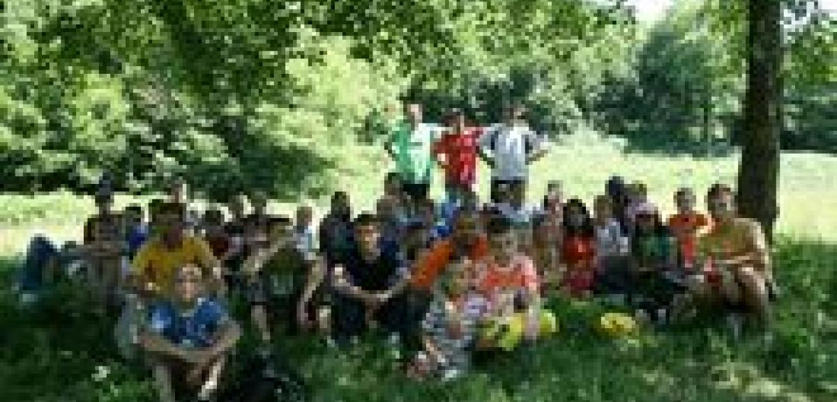 Rainbow Family children complete shorter version of Srebrenica Walk